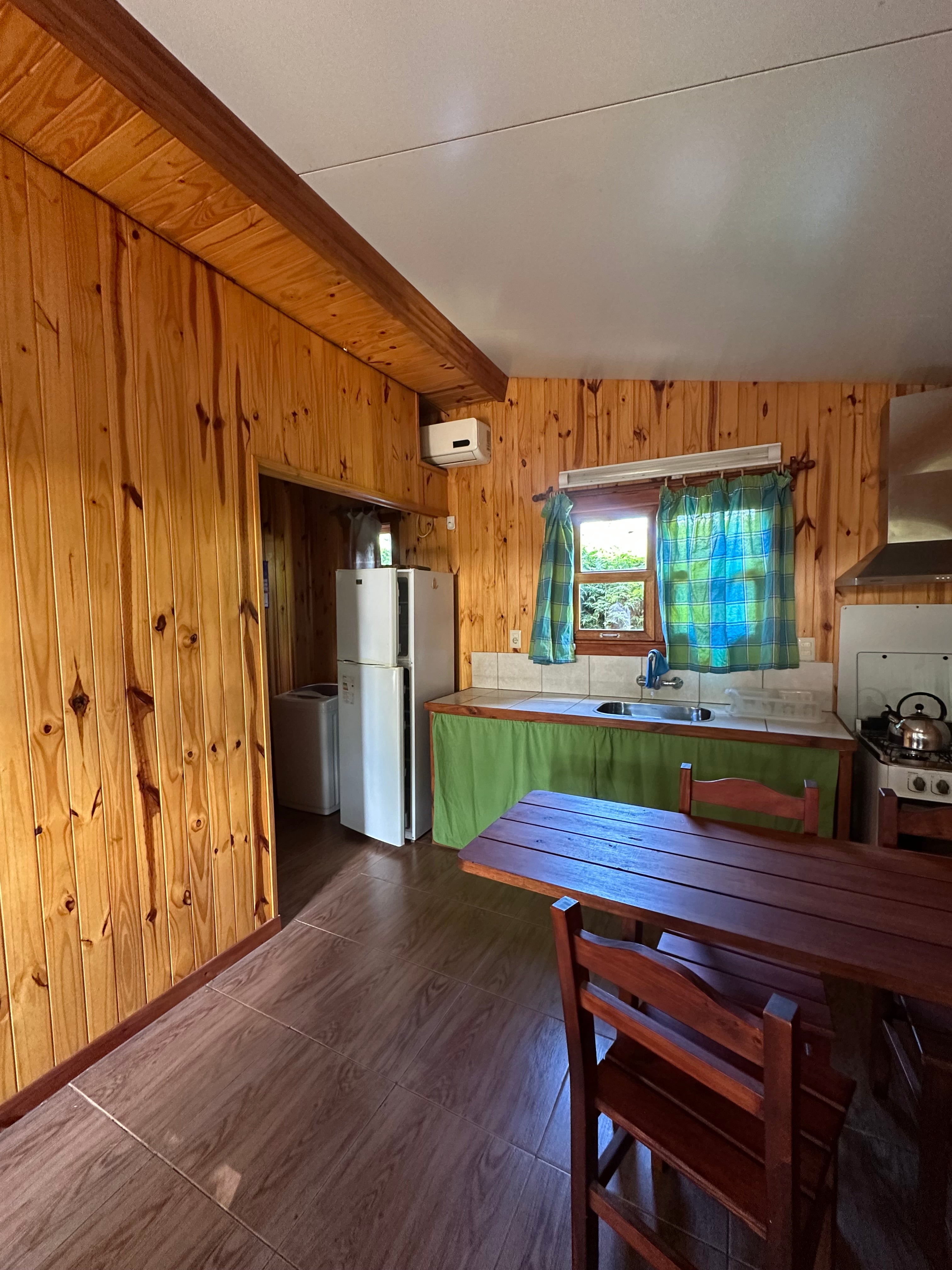 CASA ESTILO CABAÑA EN MARINDIA SUR